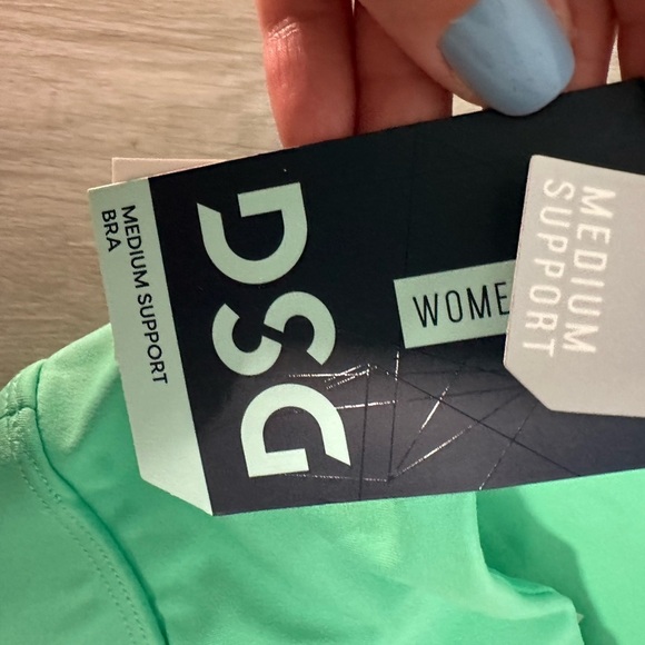 DSG Sports Women’s green Removable Cups 2X Support Running Bra - Picture 4 of 5